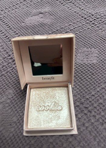 Benefit benefit cookie higlighter parlatıcı aydınlatıcı