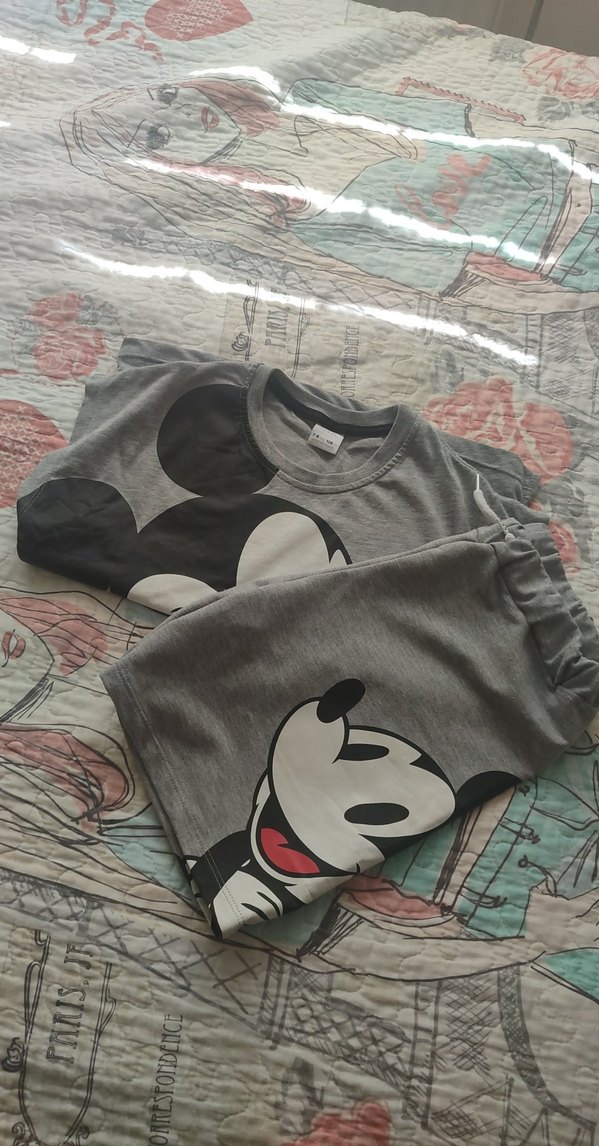 Gri Mickey Mouse Baskılı Kısa Kollu Erkek Pijama Takımı - Görsel 3