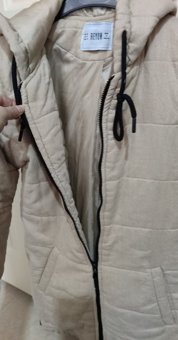 Bej Kapüşonlu Kadın Kış Ceketi - Görsel 2