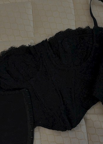 Dantel Detaylı Siyah Deri Straplez Büstiyer korse - Görsel 2