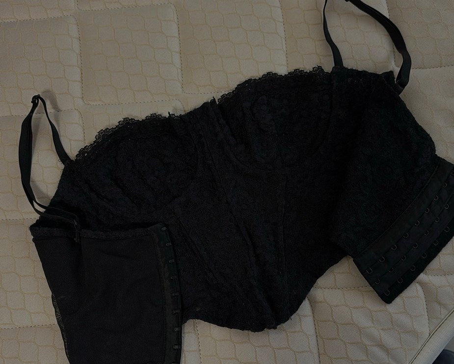 Dantel Detaylı Siyah Deri Straplez Büstiyer korse - Görsel 2