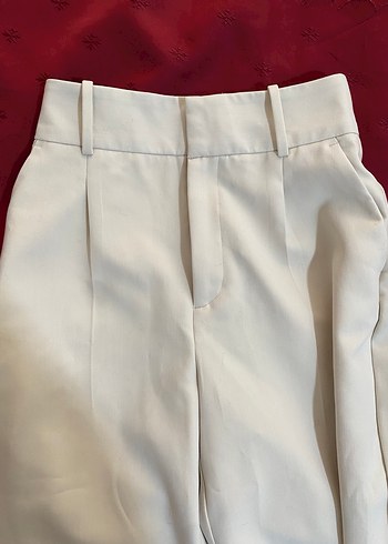 Zara Bej Kadın Pliseli kemerli Kumaş Pantolon - Görsel 3