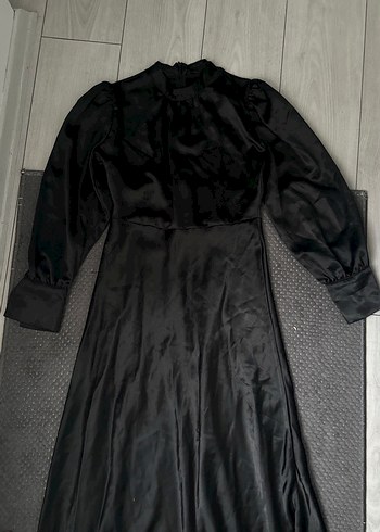 Siyah Uzun Kollu Geniş Kesim Uzun Elbise - Görsel 4