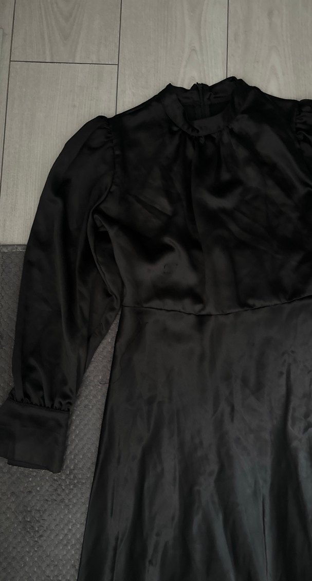 Siyah Uzun Kollu Geniş Kesim Uzun Elbise - Görsel 3