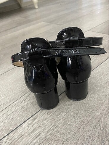 37 Beden siyah Renk Topuklu ayakkabı