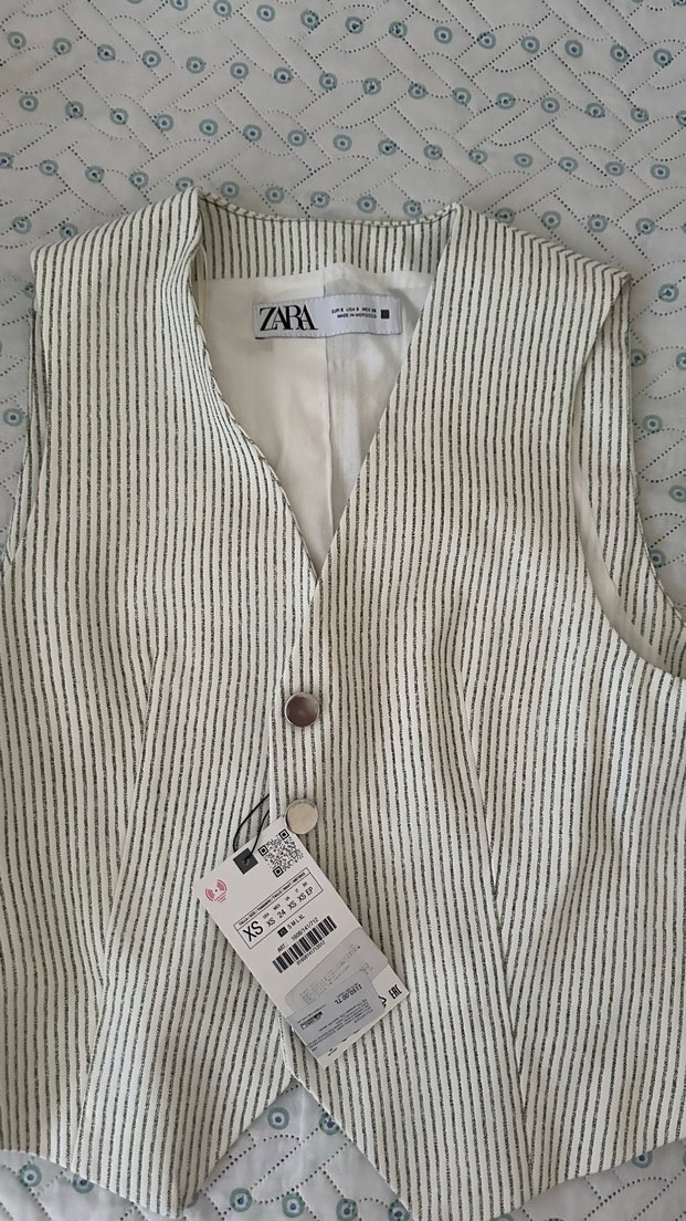 Zara Düğmeli Keten Kadın Yelek - Görsel 2