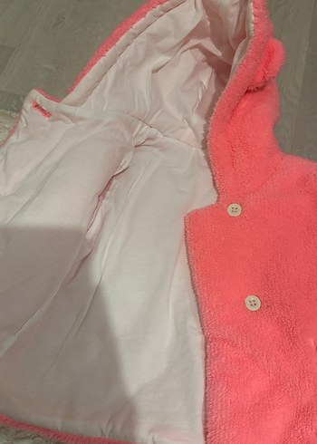 Kız Çocuk Pembe Kürklü Kapüşonlu Mont - Görsel 2