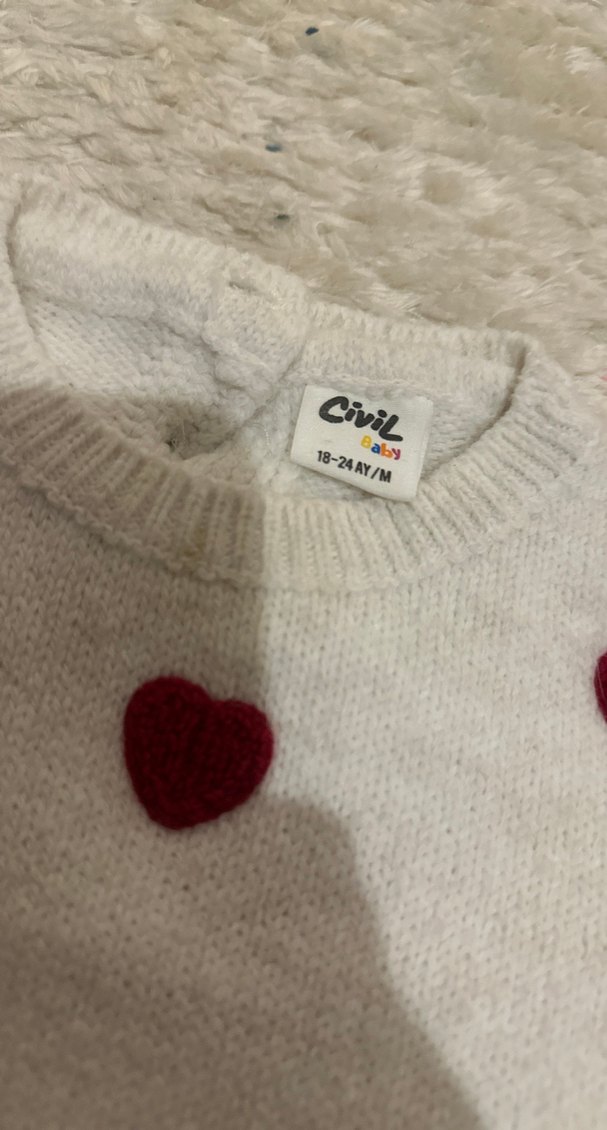 Kız Çocuk Beyaz Nakışlı Örme Kazak - Görsel 2