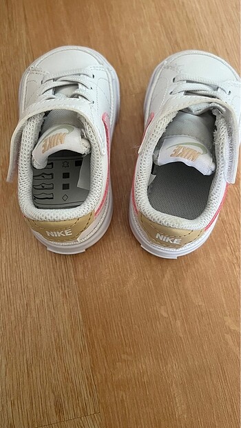 19 Beden Nike ayakkabı kız bebek