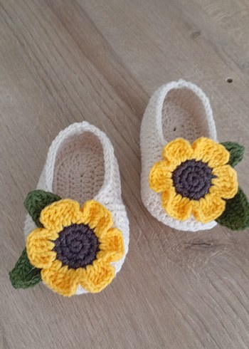 Çiçek Desenli Krem Rengi Bebek Seti - Görsel 6