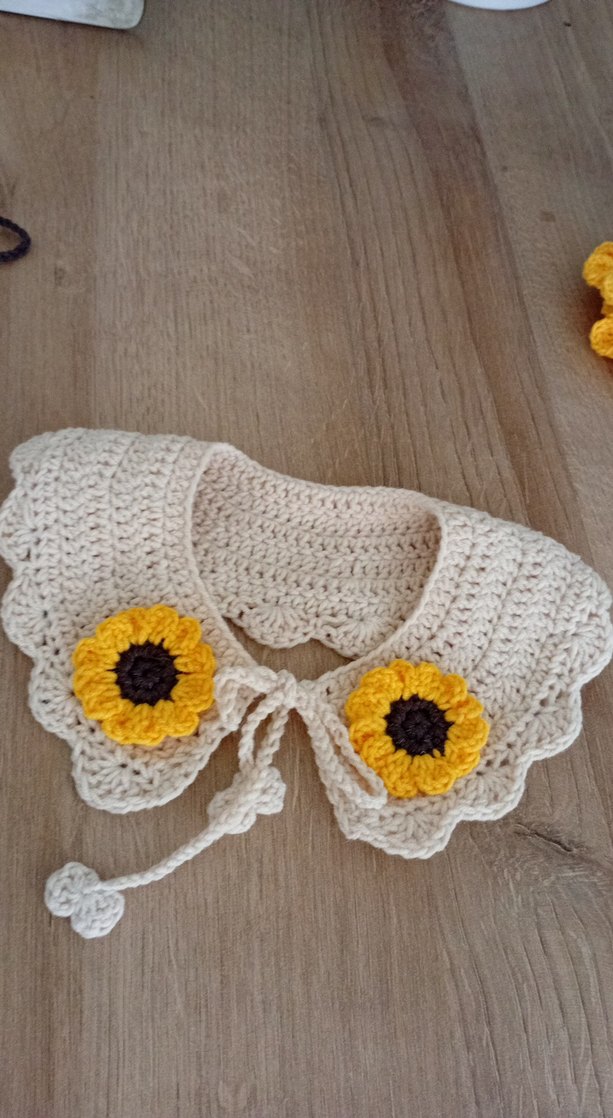 Çiçek Desenli Krem Rengi Bebek Seti - Görsel 5