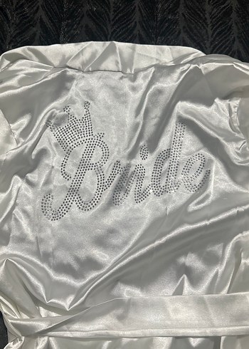 Beyaz Parlak Kadın Sabahlık hiç kullanılmadı - Görsel 7