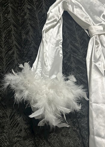 Beyaz Parlak Kadın Sabahlık hiç kullanılmadı - Görsel 2