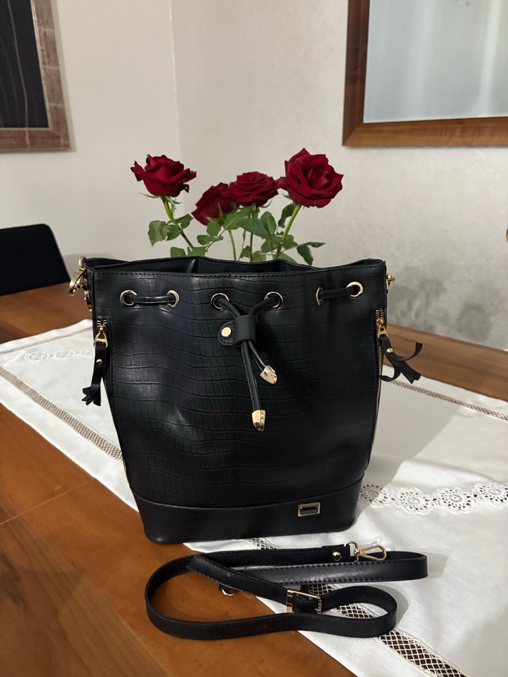 Krokodil Desenli Siyah Deri Kadın Çanta - Görsel 2