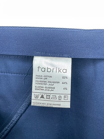 36 Beden lacivert Renk Fabrika Kumaş Pantolon %70 İndirimli.