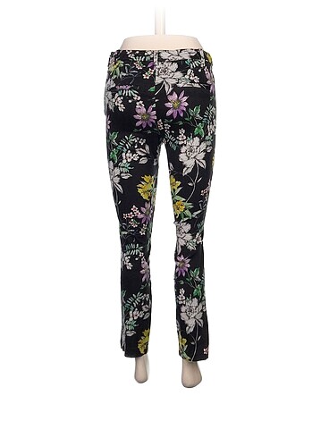38 Beden H&M Kumaş Pantolon %70 İndirimli.