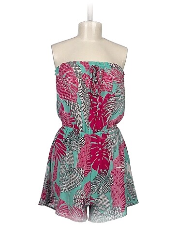 Guess Kısa Tulum %70 İndirimli.