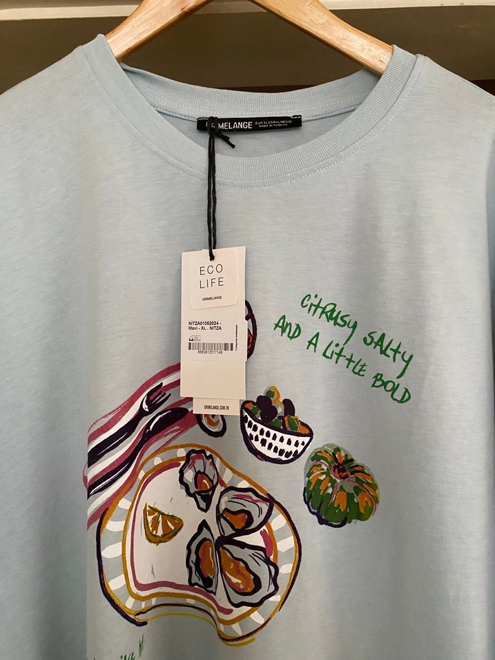 Mavi Baskılı Kadın Tişört - Görsel 2