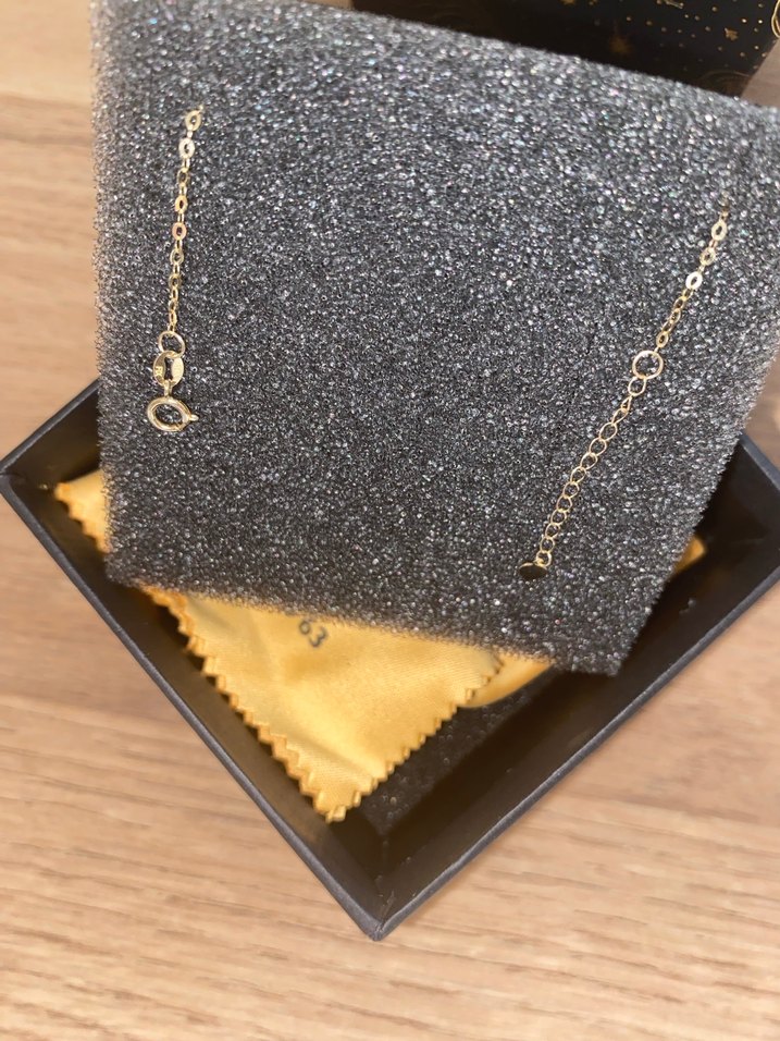 Zincir Detaylı Altın Kadın Bileklik - Görsel 3