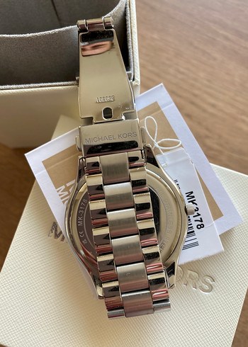 Michael Kors Bej Kadın Kol Saati - Görsel 5