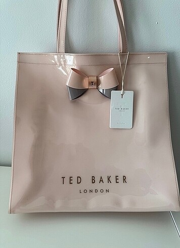 Ted Baker çanta