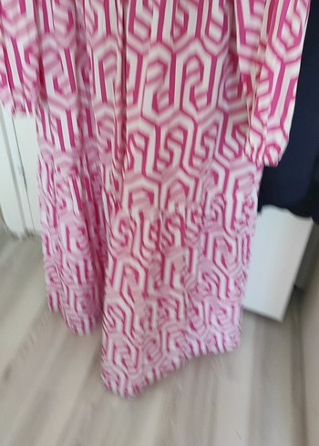 Pembe Desenli Uzun Kadın Elbise - Görsel 3