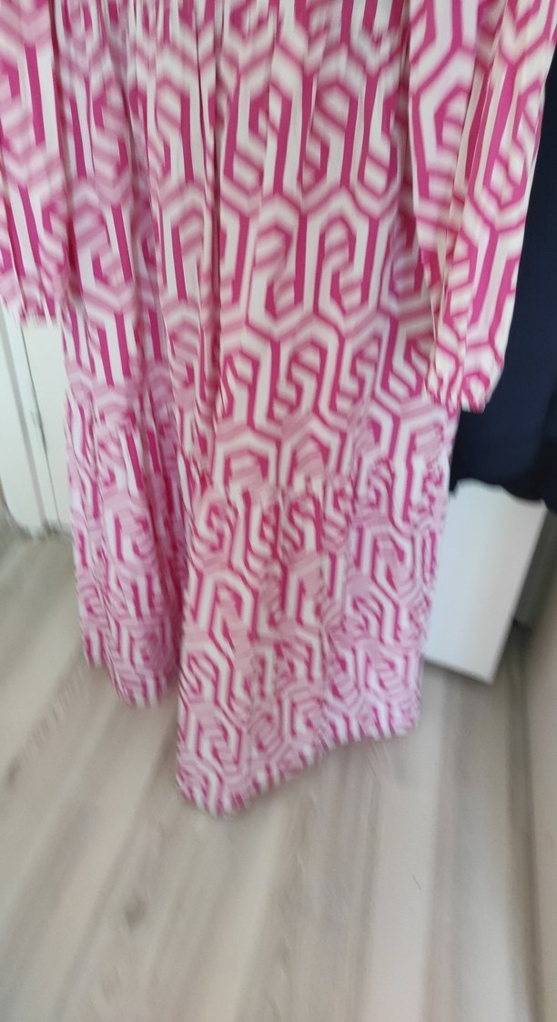 Pembe Desenli Uzun Kadın Elbise - Görsel 3