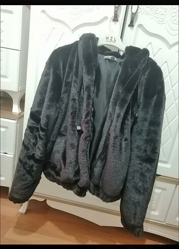 pelus ceket 