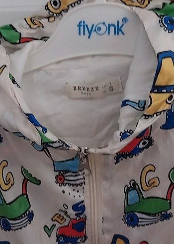 Renkli Desenli Kapüşonlu Erkek Çocuk Yağmurluk - Görsel 2