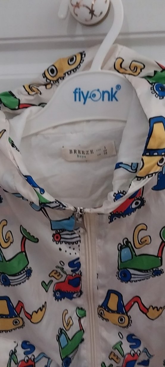 Renkli Desenli Kapüşonlu Erkek Çocuk Yağmurluk - Görsel 2