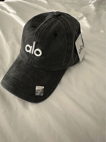 Alo yoga off - duty cap