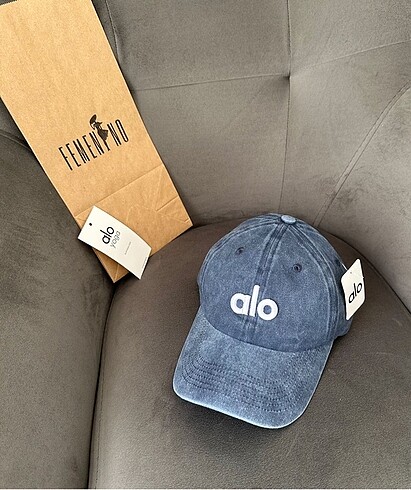 Alo yoga off - duty cap