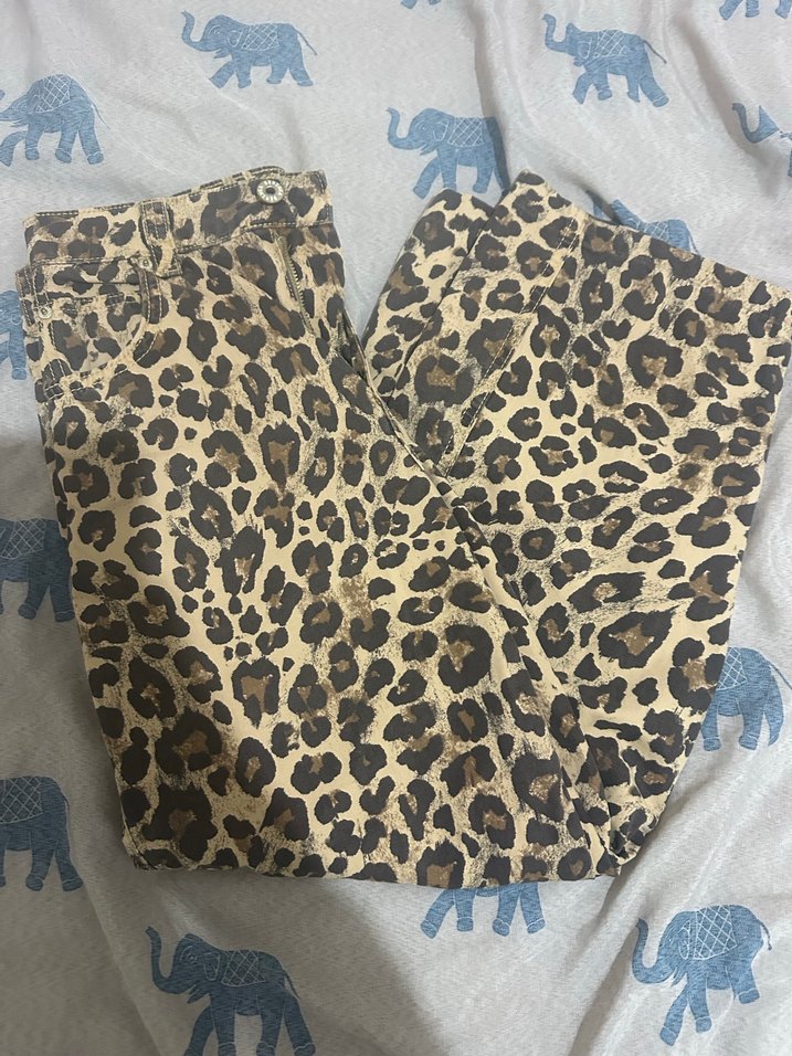 Leopar Desenli Kadın Midi Kumaş Pantolon - Görsel 2