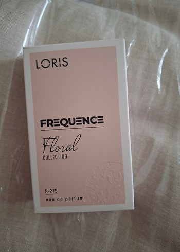 Diğer Loris Frequence Floral Kadın Parfümü 50 ml