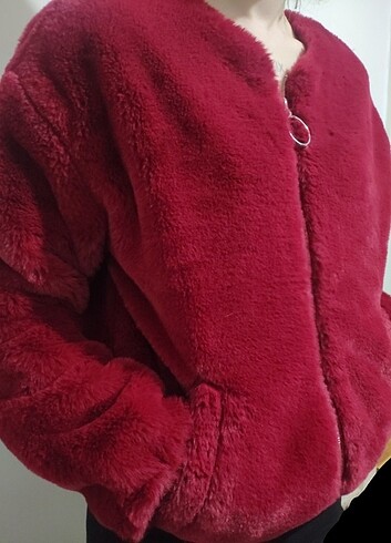 s Beden Bershka Kırmızı Peluş Mont