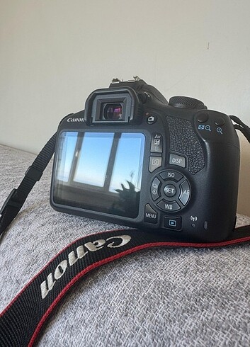 Canon 2000D fotoğraf Makinesi 