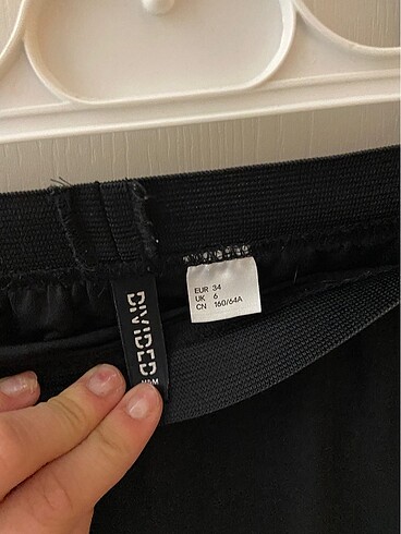 H&M Yırtmaçlı etek