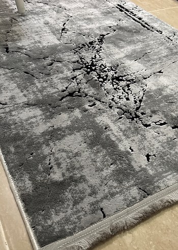Beden Gri Çağdaş Desenli Halı