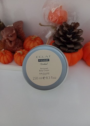 Beden Renk Oriflame Eclat Femme Vücut Kremi ve Activelle Roll-On