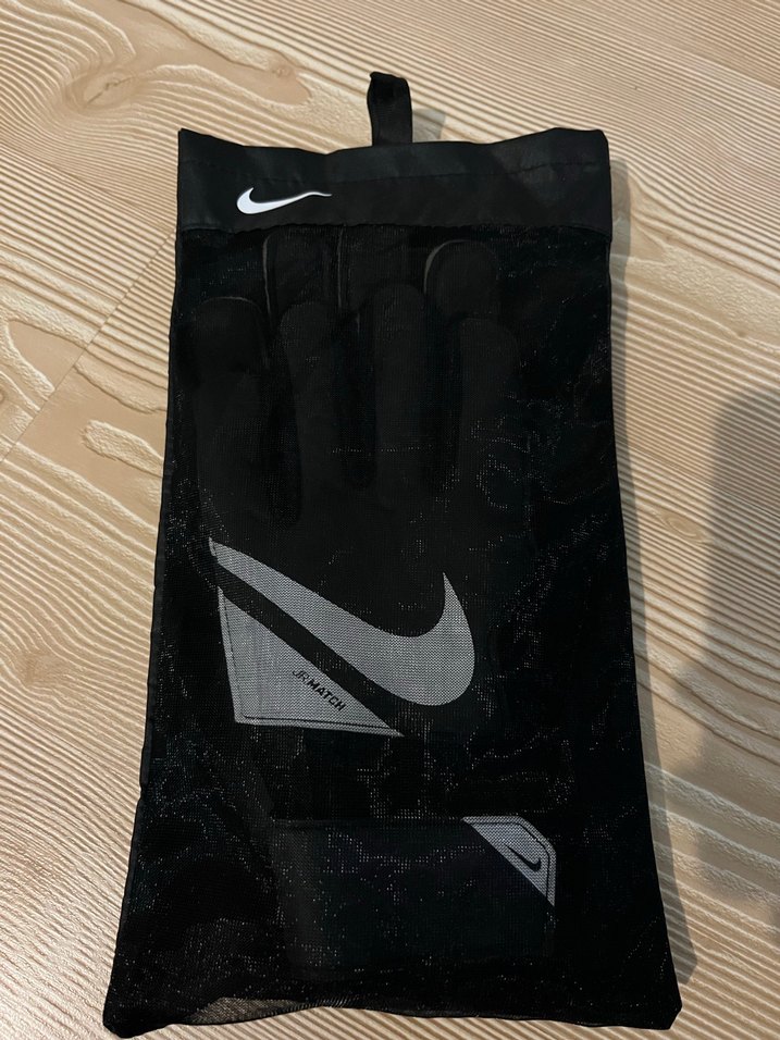 Siyah Nike Erkek çocuk kaleci eldiveni - Görsel 4