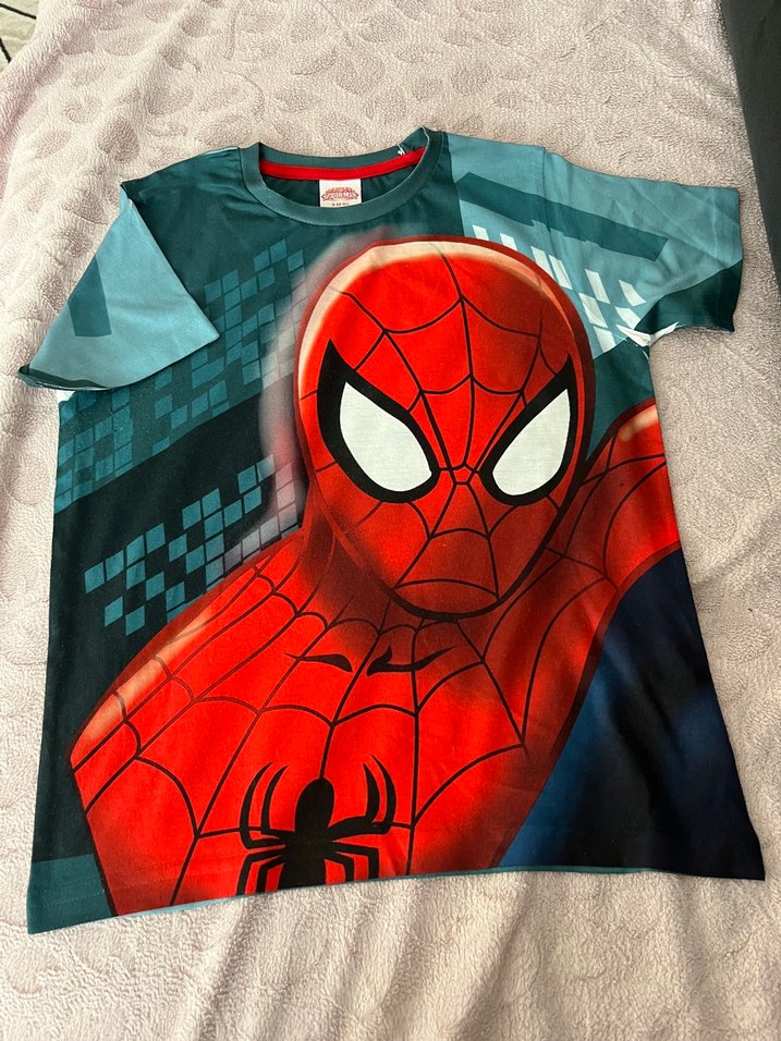 Erkek Çocuk Kırmızı Örümcek Adam Baskılı Tişört - Görsel 2