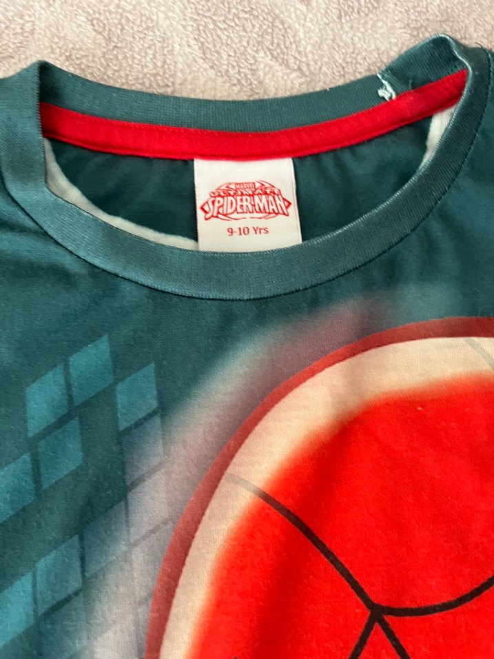 Erkek Çocuk Kırmızı Örümcek Adam Baskılı Tişört - Görsel 3