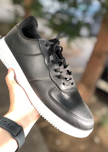 44 Beden 44 numara etiketli spor ayakkabı erkek