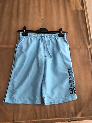 Lc waikiki 9-10 yaş deniz şortu