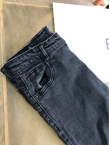 38 Beden gri Renk Bershka 38 beden kot pantolon