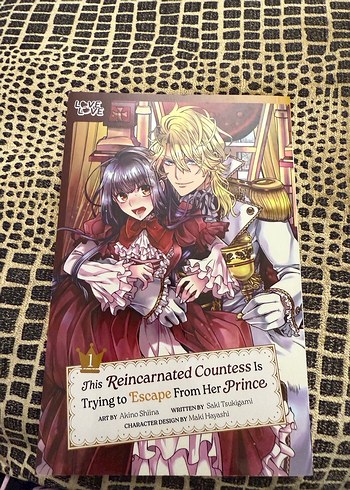 This Reincarnated Countess is Trying to Escape from Her Prince