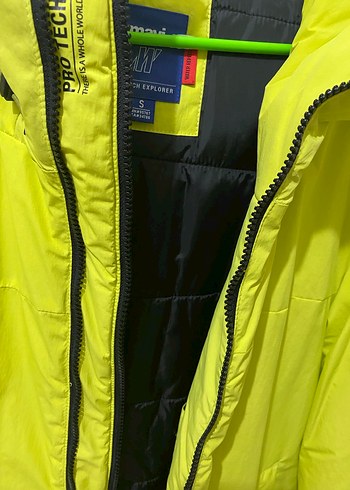 Erkek Parlak Sarı Fermuarlı Mont - Görsel 7