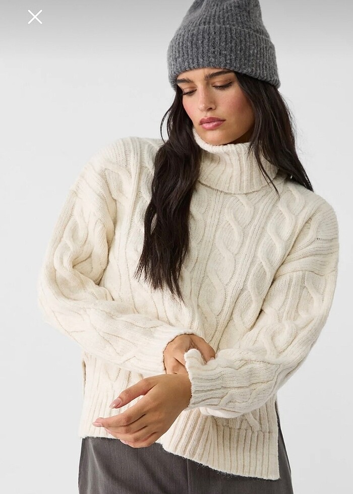 Stradivarius saç örgülü balıkçı krem kazak - Görsel 2