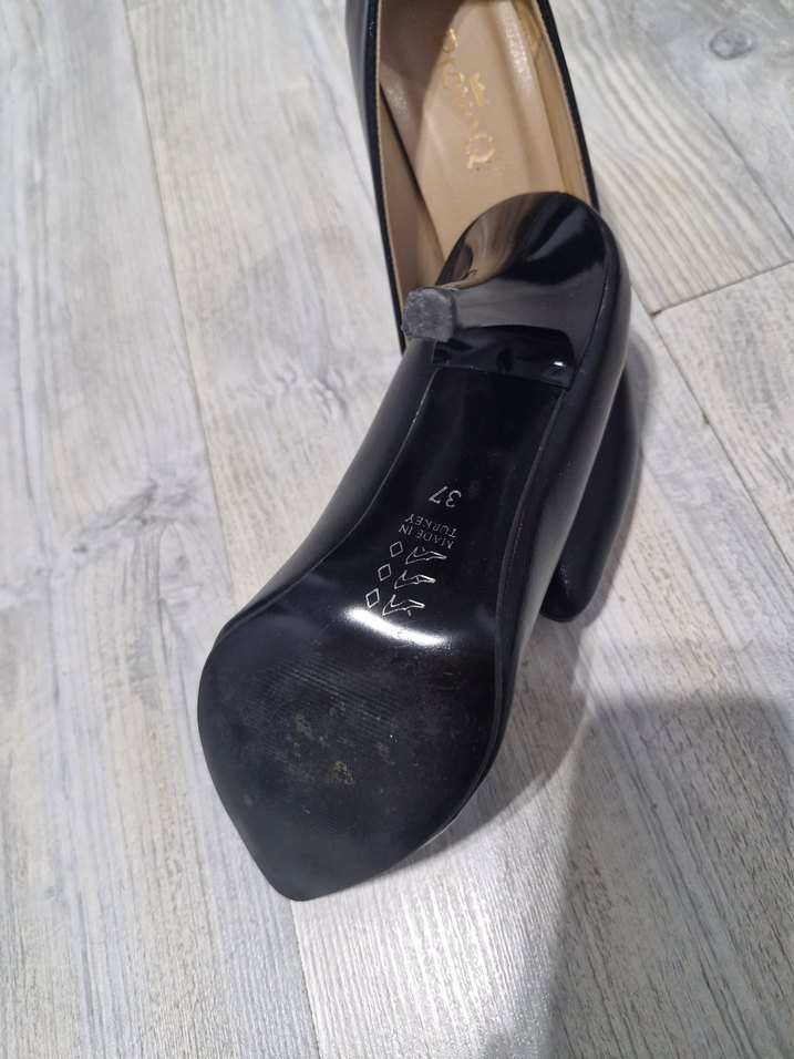 Klasik Siyah Stiletto Topuklu Kadın Ayakkabı - Görsel 3