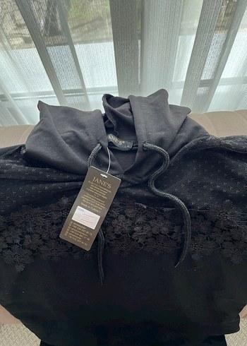 Dantel Detaylı Siyah Uzun Bluz - Görsel 2